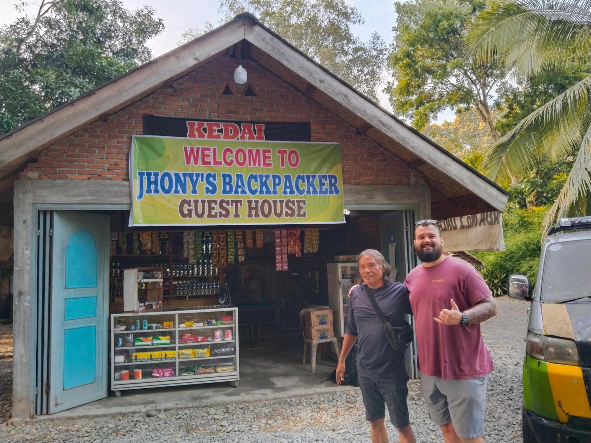 Jhony'S Backpacker-Guest House Only Stay Here Book Treking With Us Букит-Лаванг Экстерьер фото
